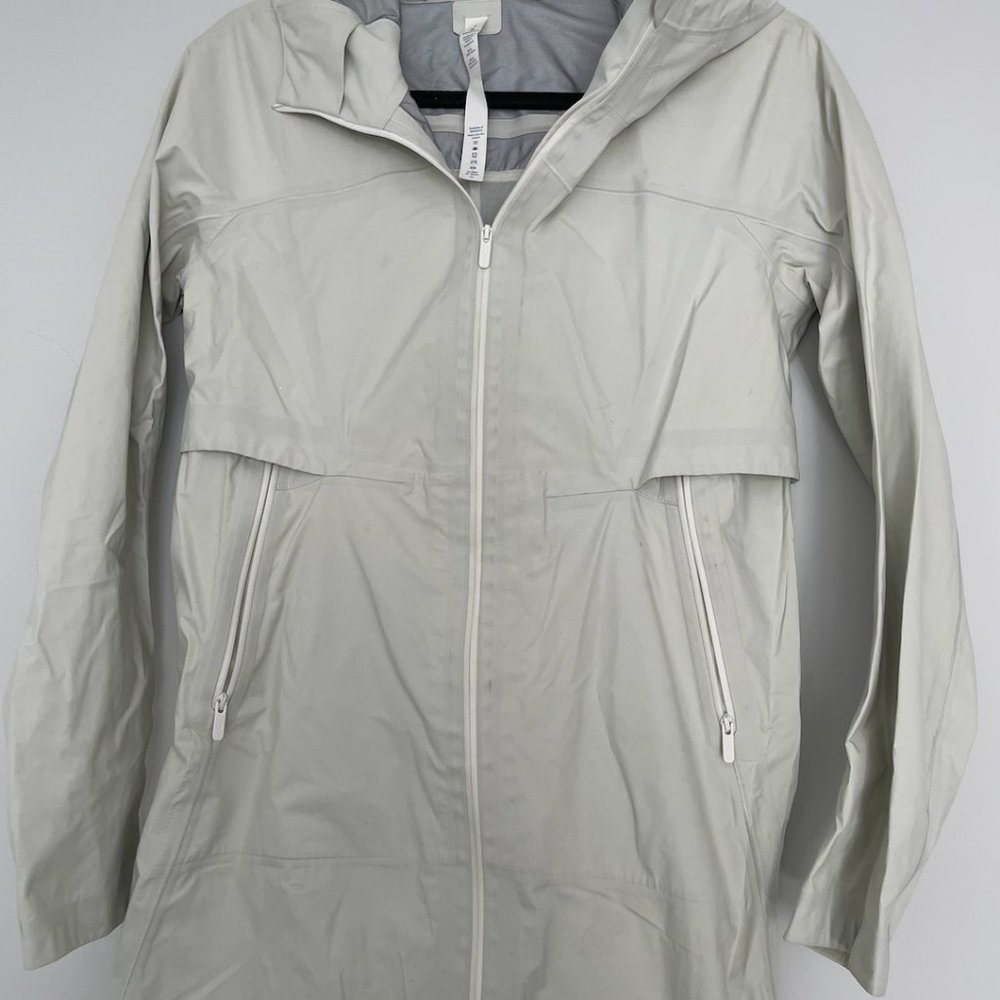 Lululemon Cream Long Shell